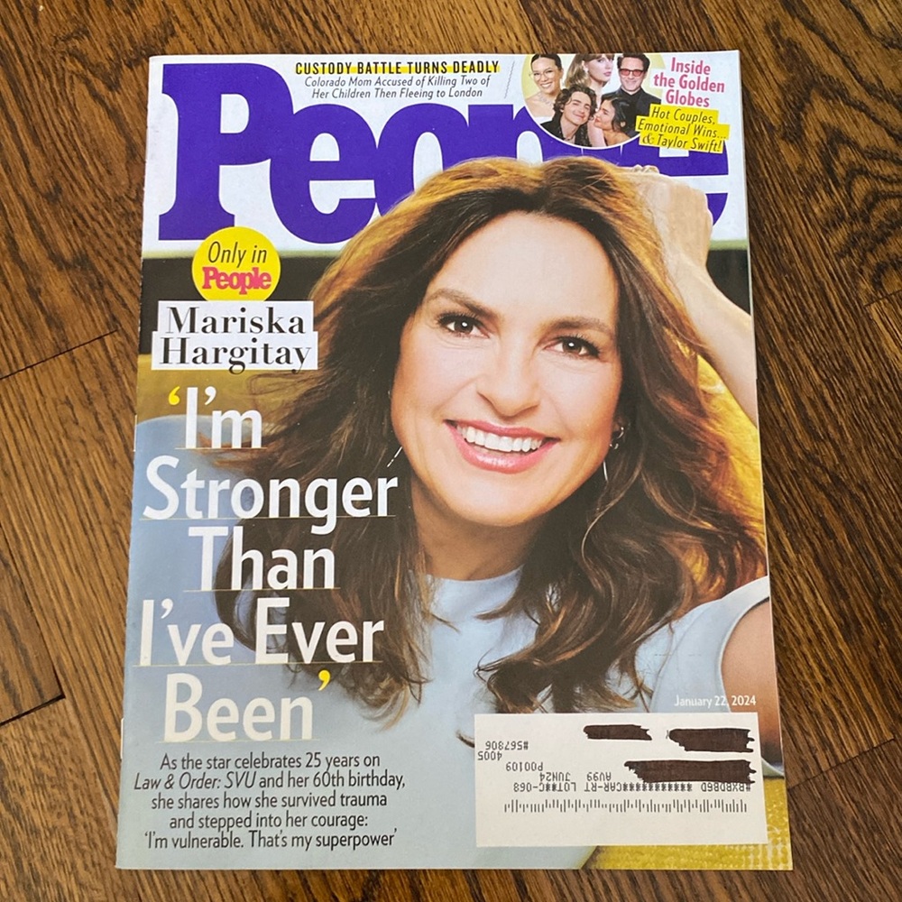 People Magazine - January 22 2024 - Mariska Hargitay - Taylor Swift - NEVER READ
